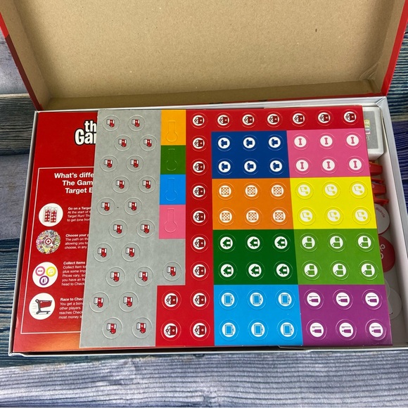 The Game of Life Target edition board game - Picture 2 of 9